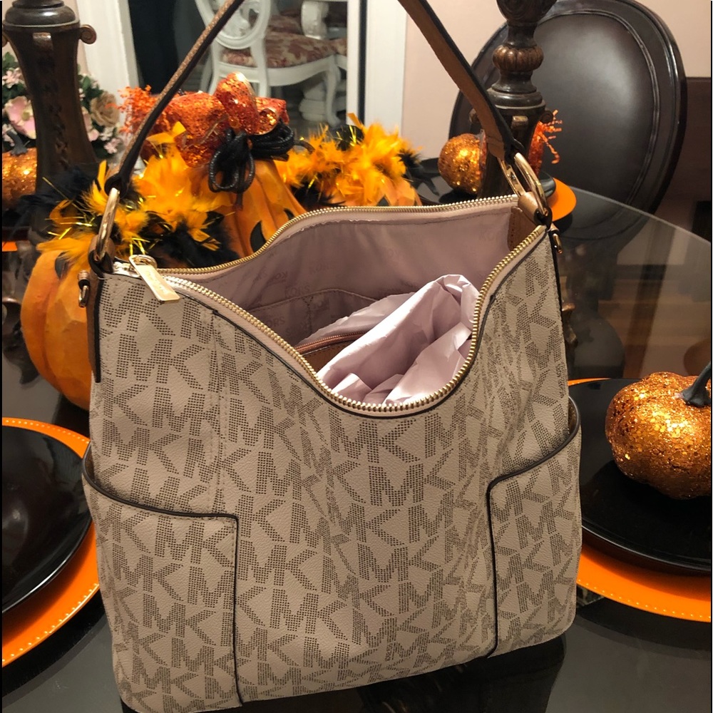 Michael Kors Anita Bag